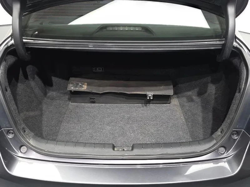 Honda Accord 2.0 HYBRID, снимка 5 - Автомобили и джипове - 55445395