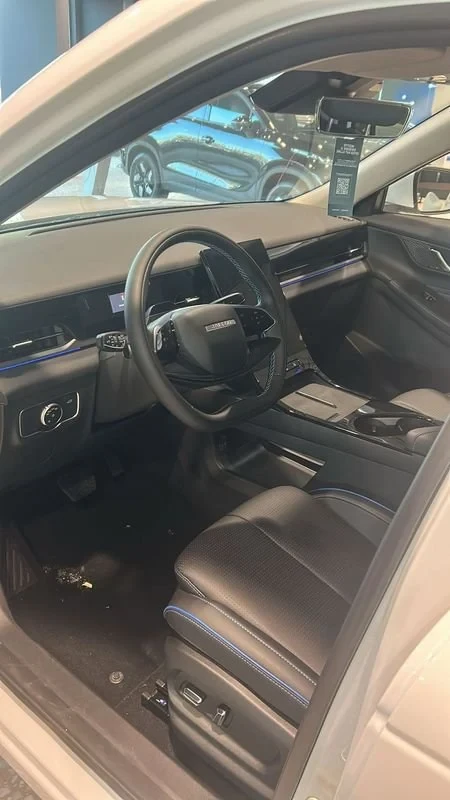 Jaecoo 5 Electric 61 kWh Exclusive, снимка 5 - Автомобили и джипове - 56602652