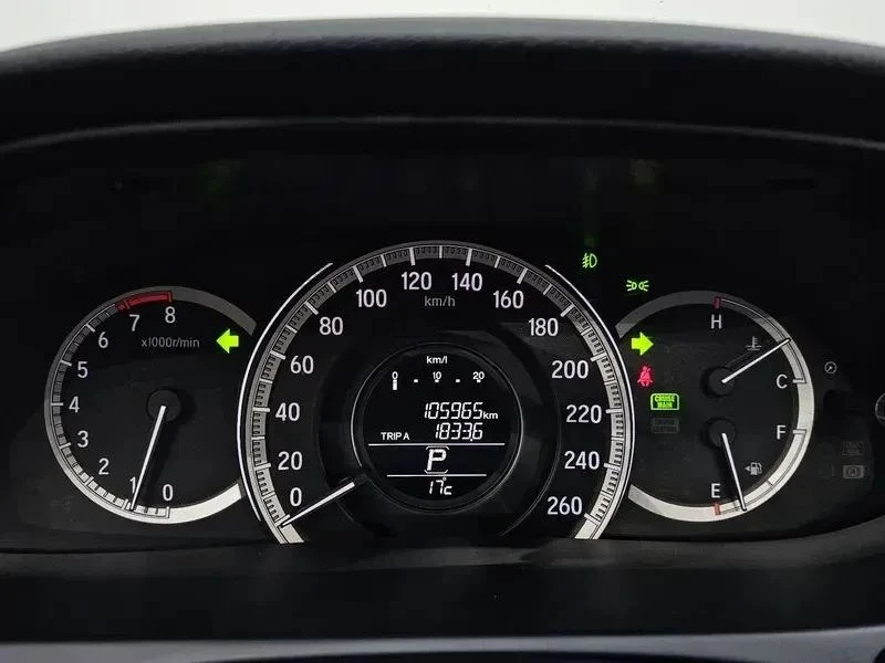 Honda Accord, снимка 8 - Автомобили и джипове - 56707592