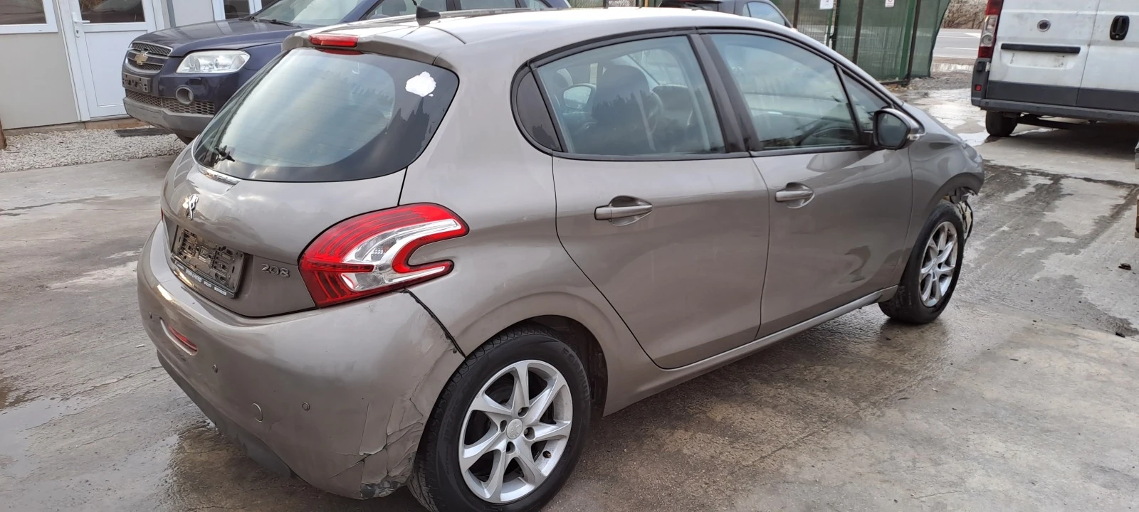 Peugeot 208 1.4HDI, снимка 1