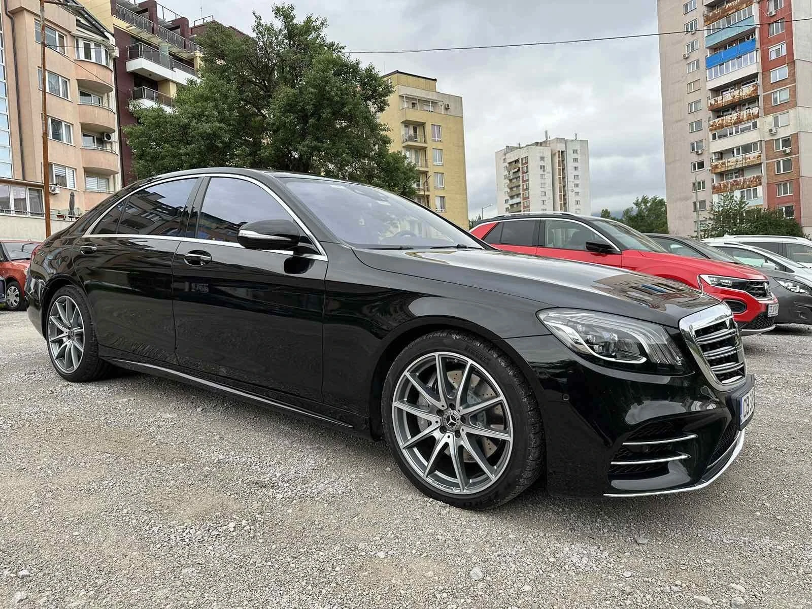 Mercedes-Benz S 560 4 Матик L - изображение 2