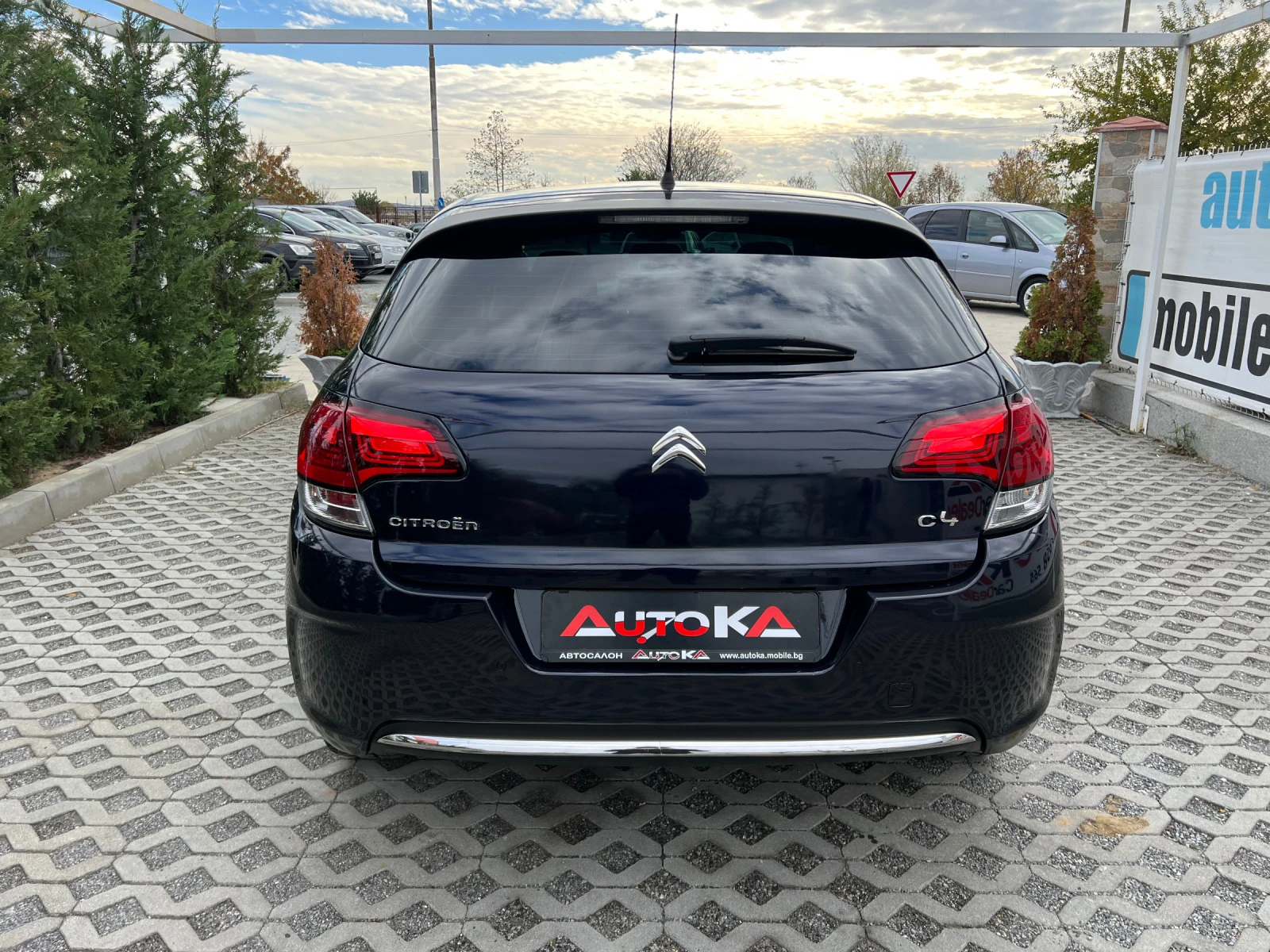 Citroen C4 1.6BlueHDI-99кс= НАВИ= АВТОПИЛОТ= LED - изображение 4