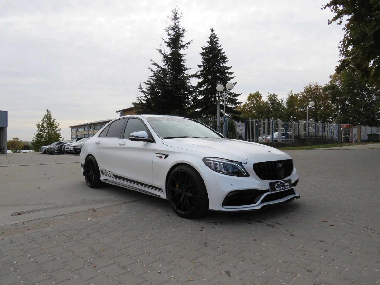 Mercedes-Benz C 300 * * * FULL BRABUS PACK WHITE PEARL РЕГИСТРИРАН* *  - изображение 3