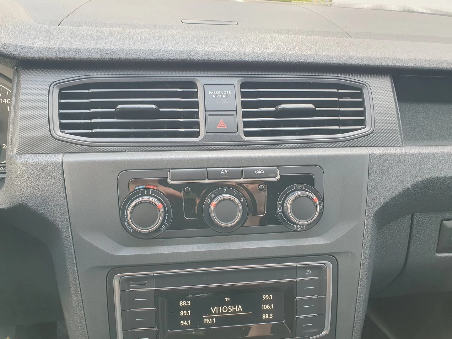 VW Caddy Maxi Kasten TGI BMT - изображение 8