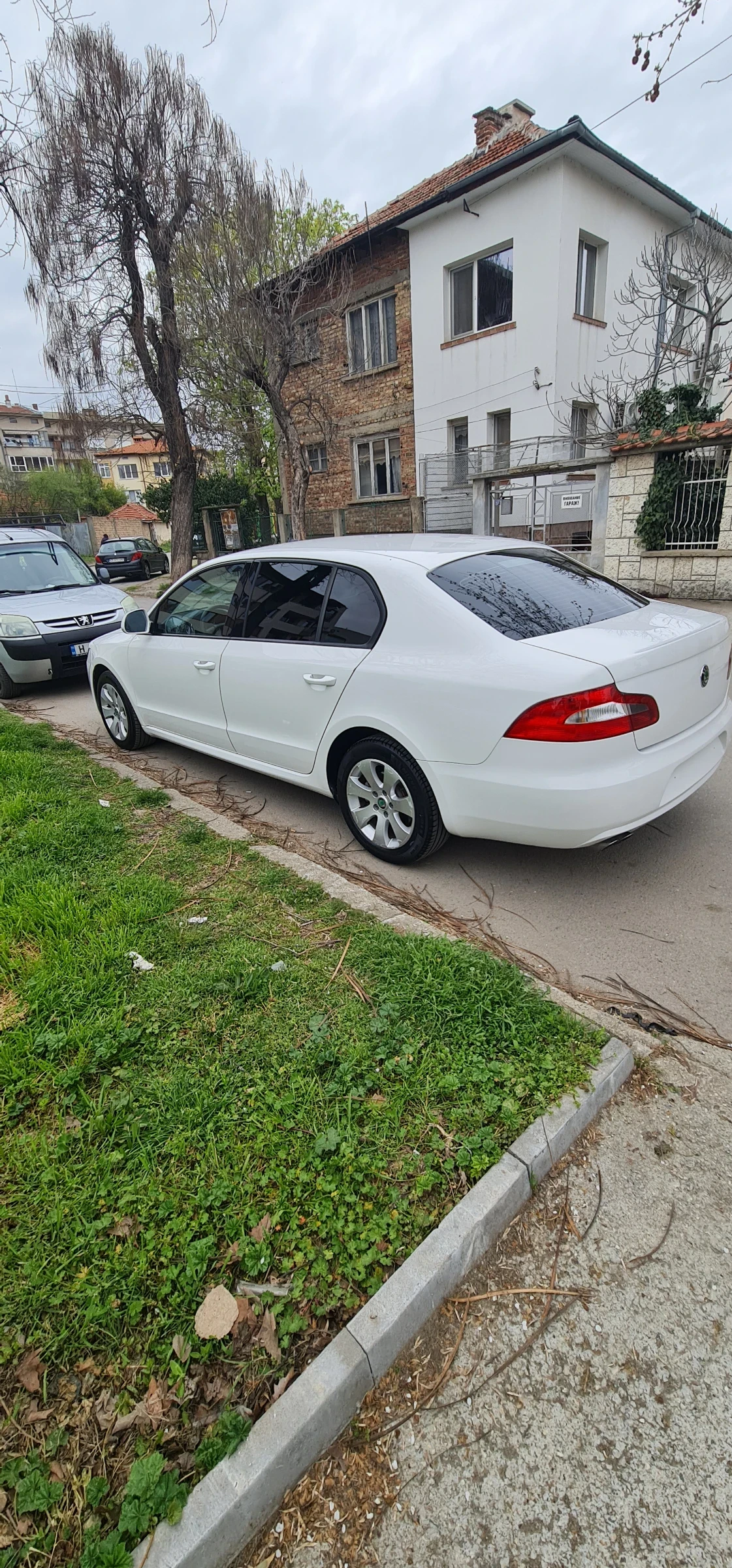Skoda Superb  - изображение 5