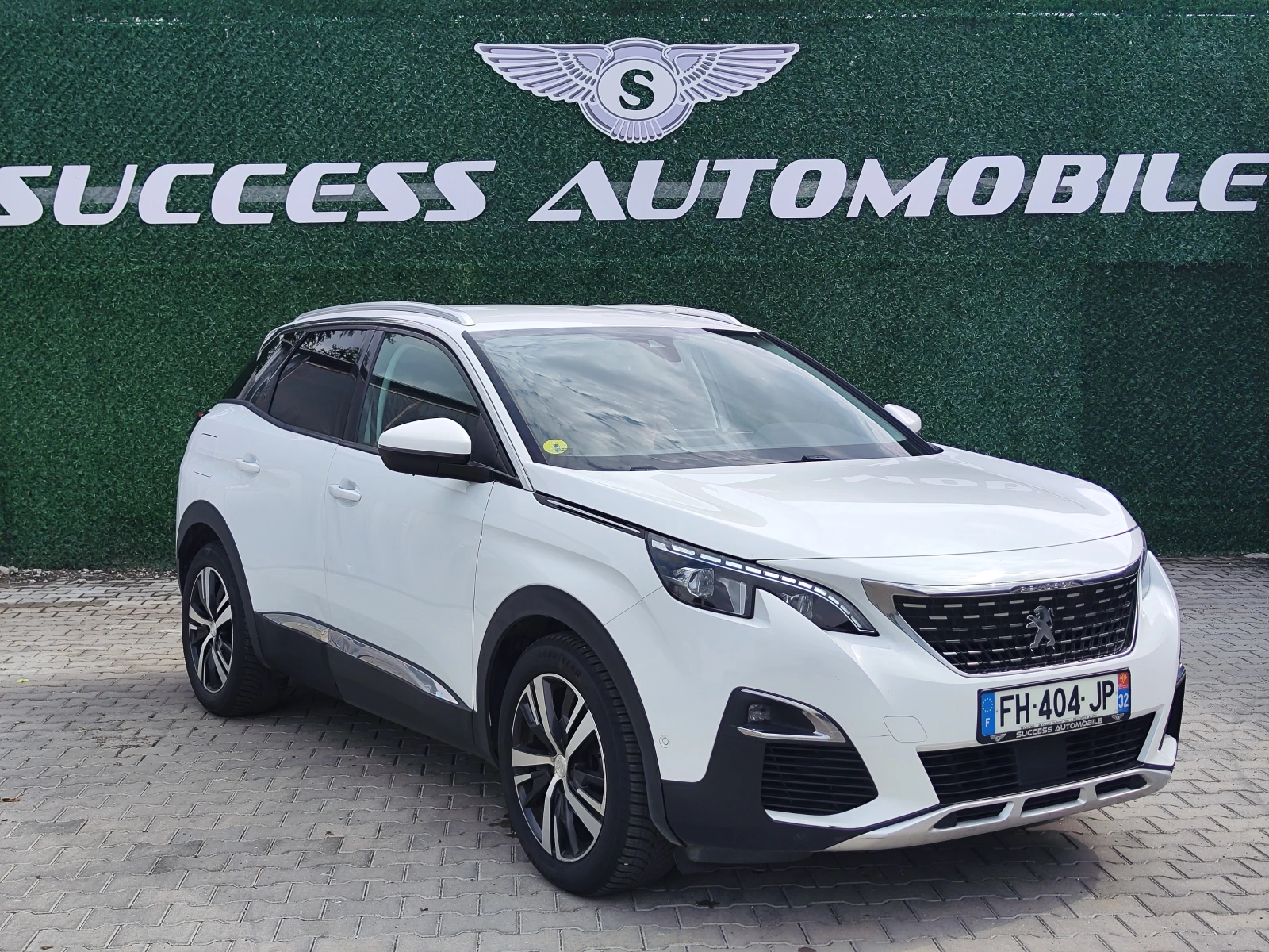 Peugeot 3008 INDIVIDUAL* PODGREV* CAMERA* LEDD* KEYLESS* LIZING - изображение 2