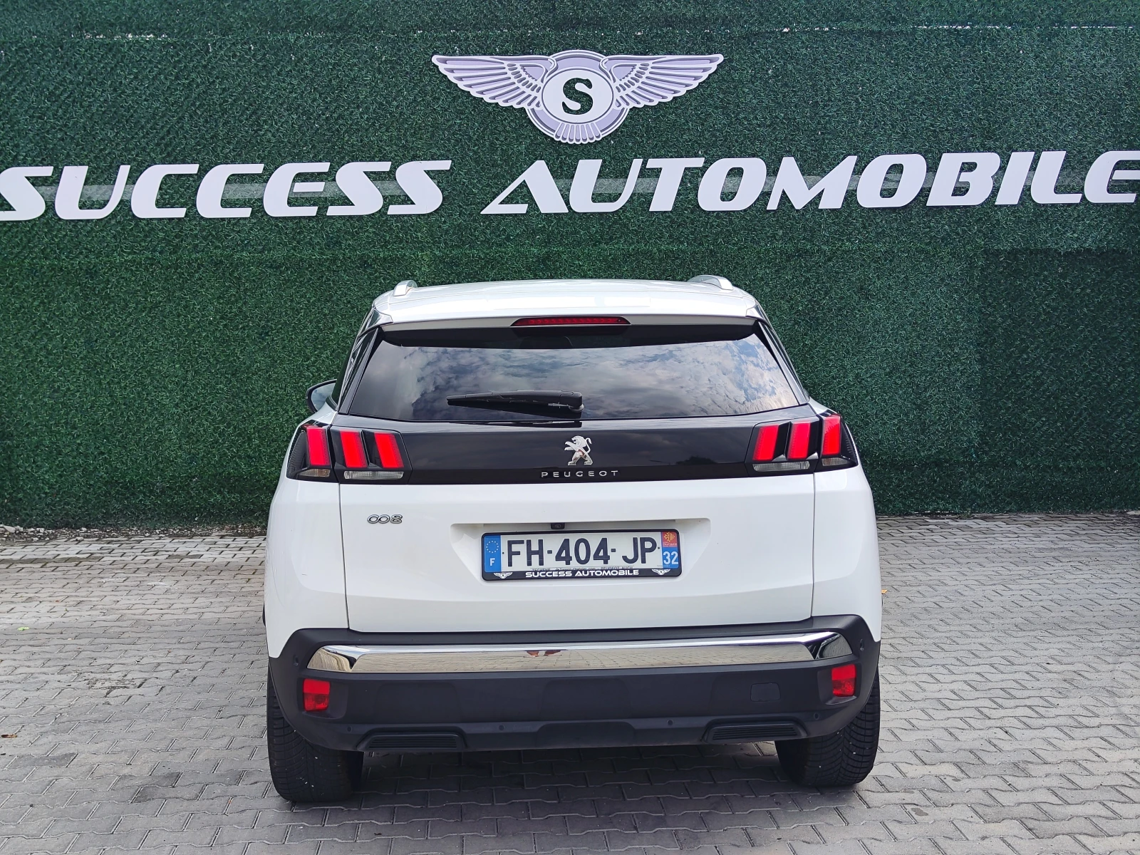 Peugeot 3008 INDIVIDUAL* PODGREV* CAMERA* LEDD* KEYLESS* LIZING - изображение 4