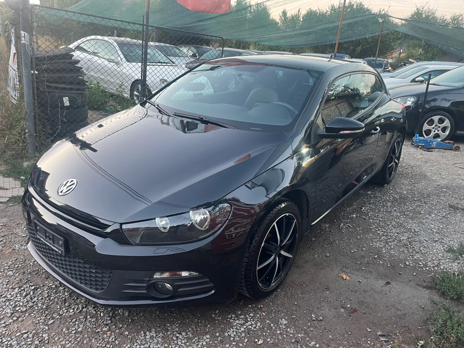 VW Scirocco 2.0 Tsi - TOP - SWISS  - изображение 2