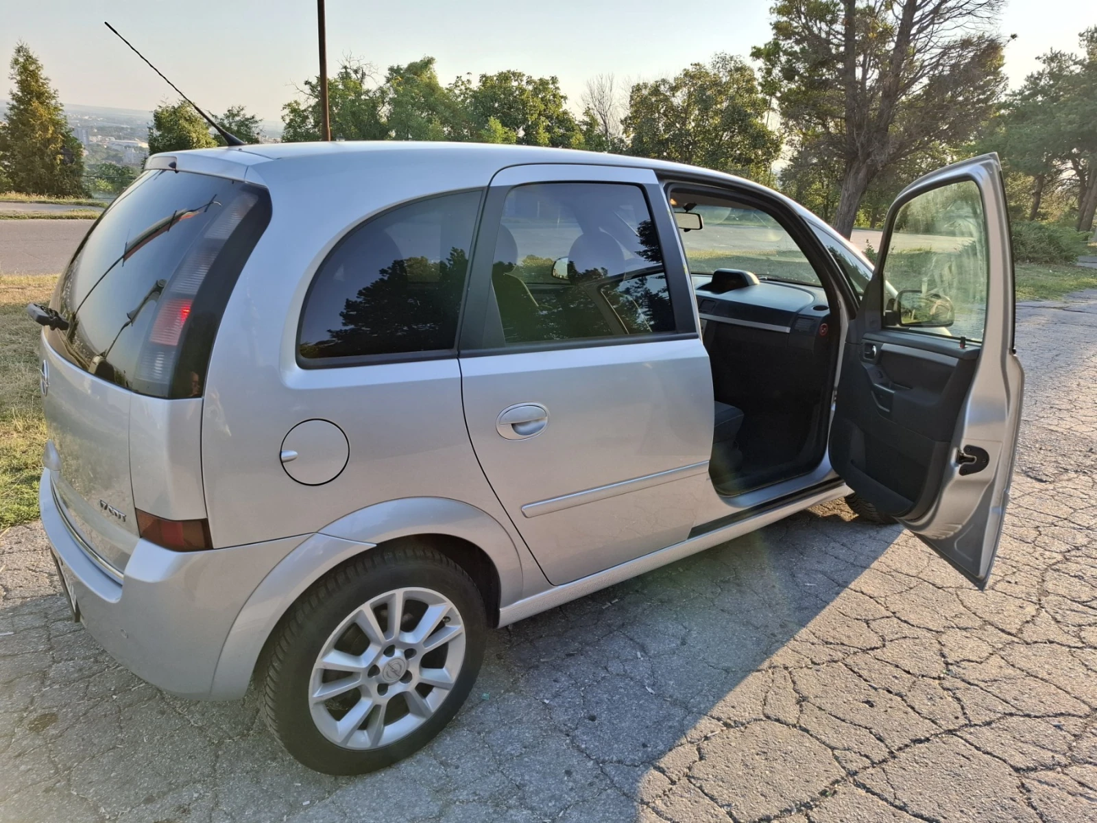 Opel Meriva Фейслифт - изображение 5