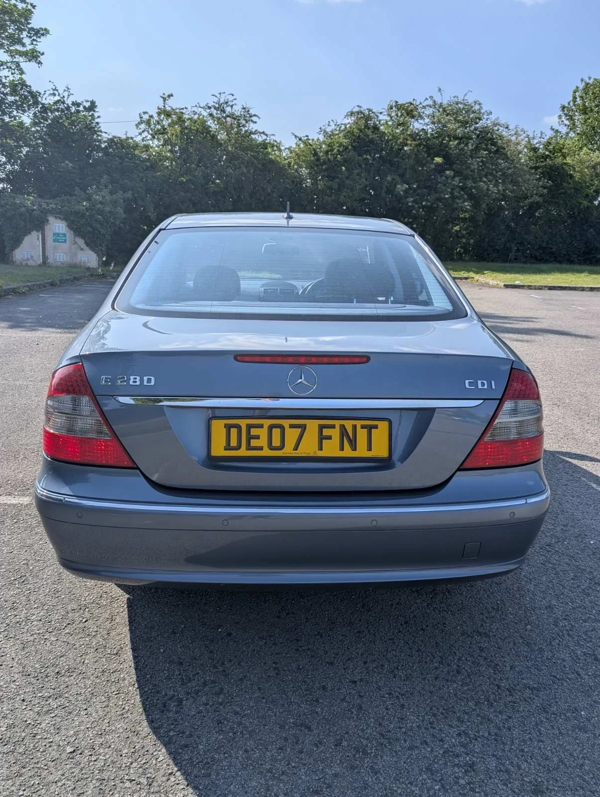 Mercedes-Benz E 320  - изображение 4