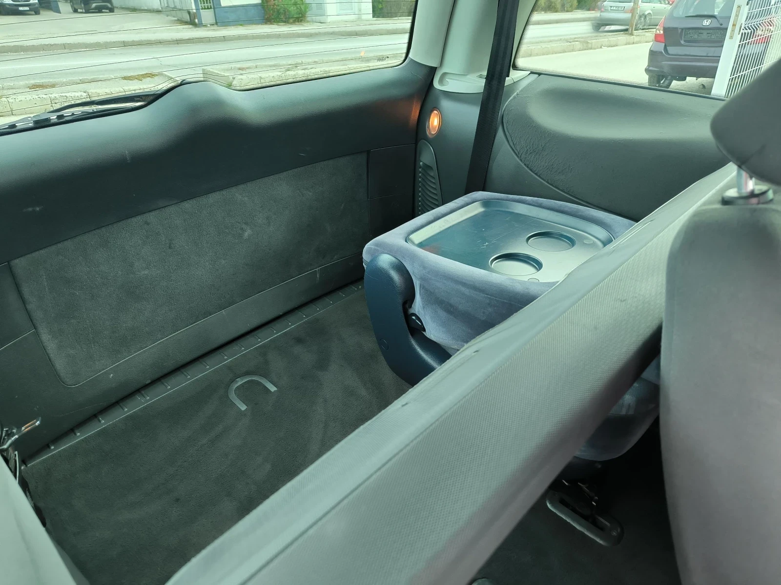VW Sharan 2.8i 4x4  | Mobile.bg — изображение 12