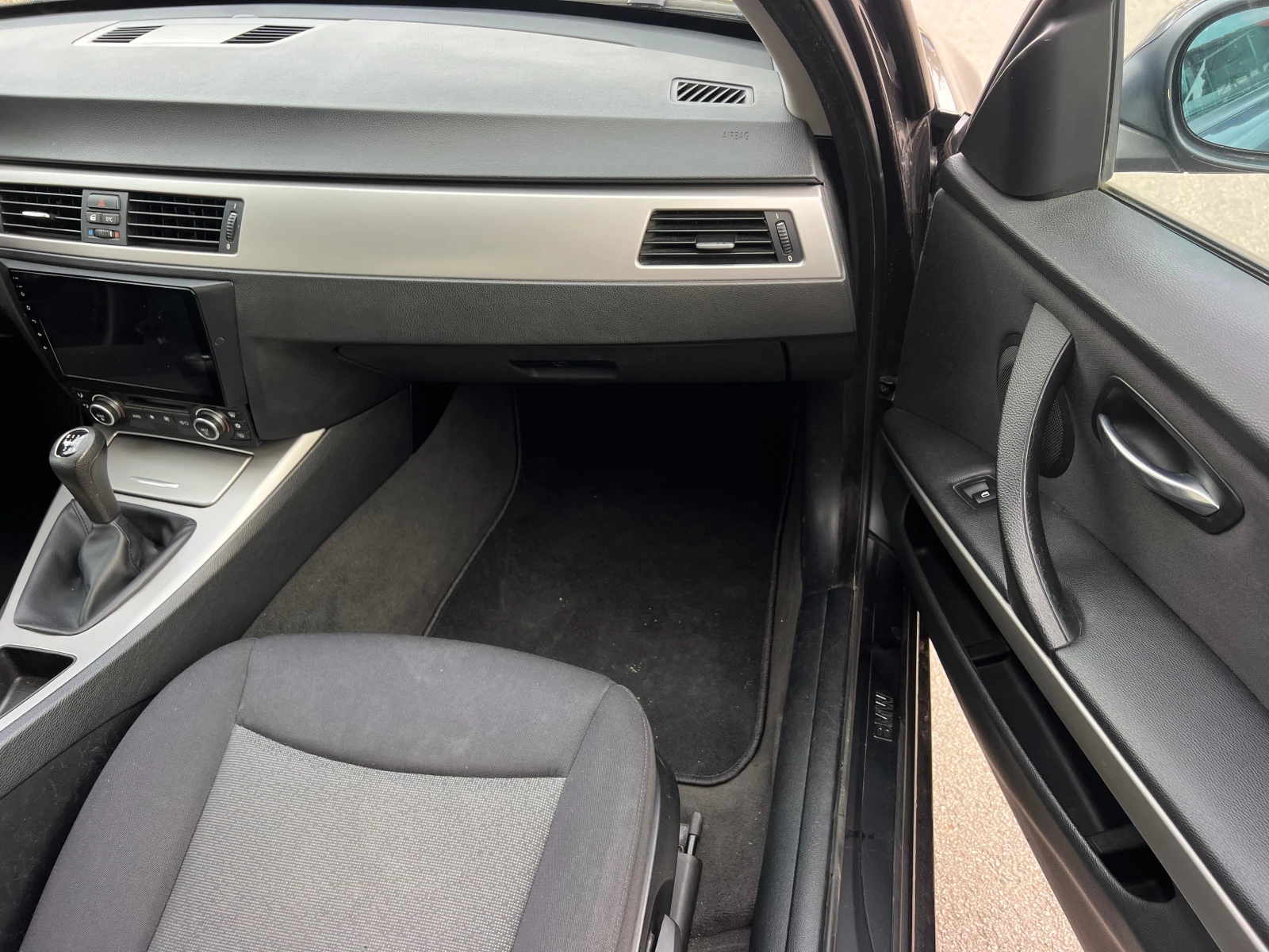 BMW 320 i XENON/NAVI/KAMERA/6sk/UNIKAT | Mobile.bg   13