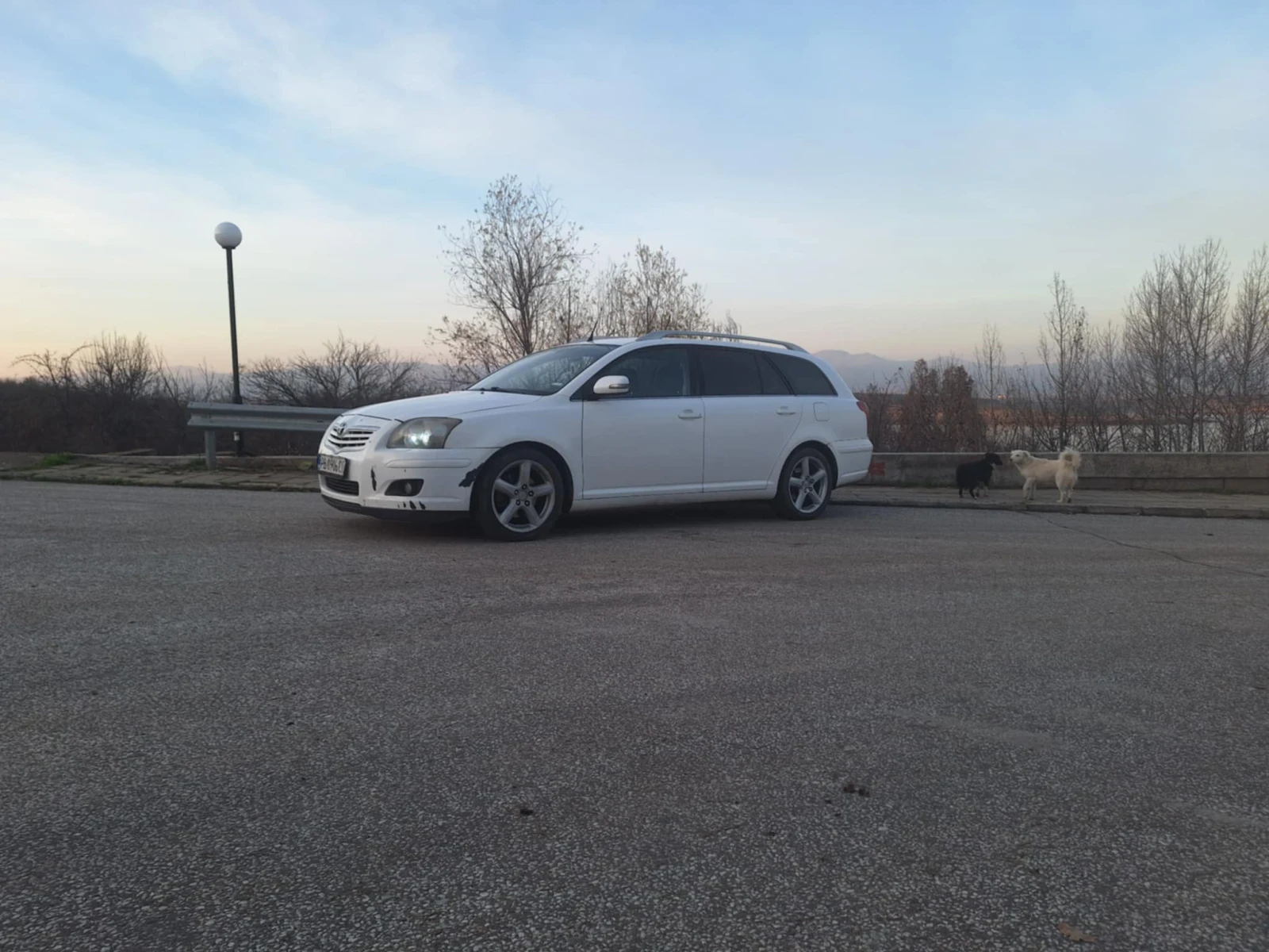 Toyota Avensis  - изображение 3