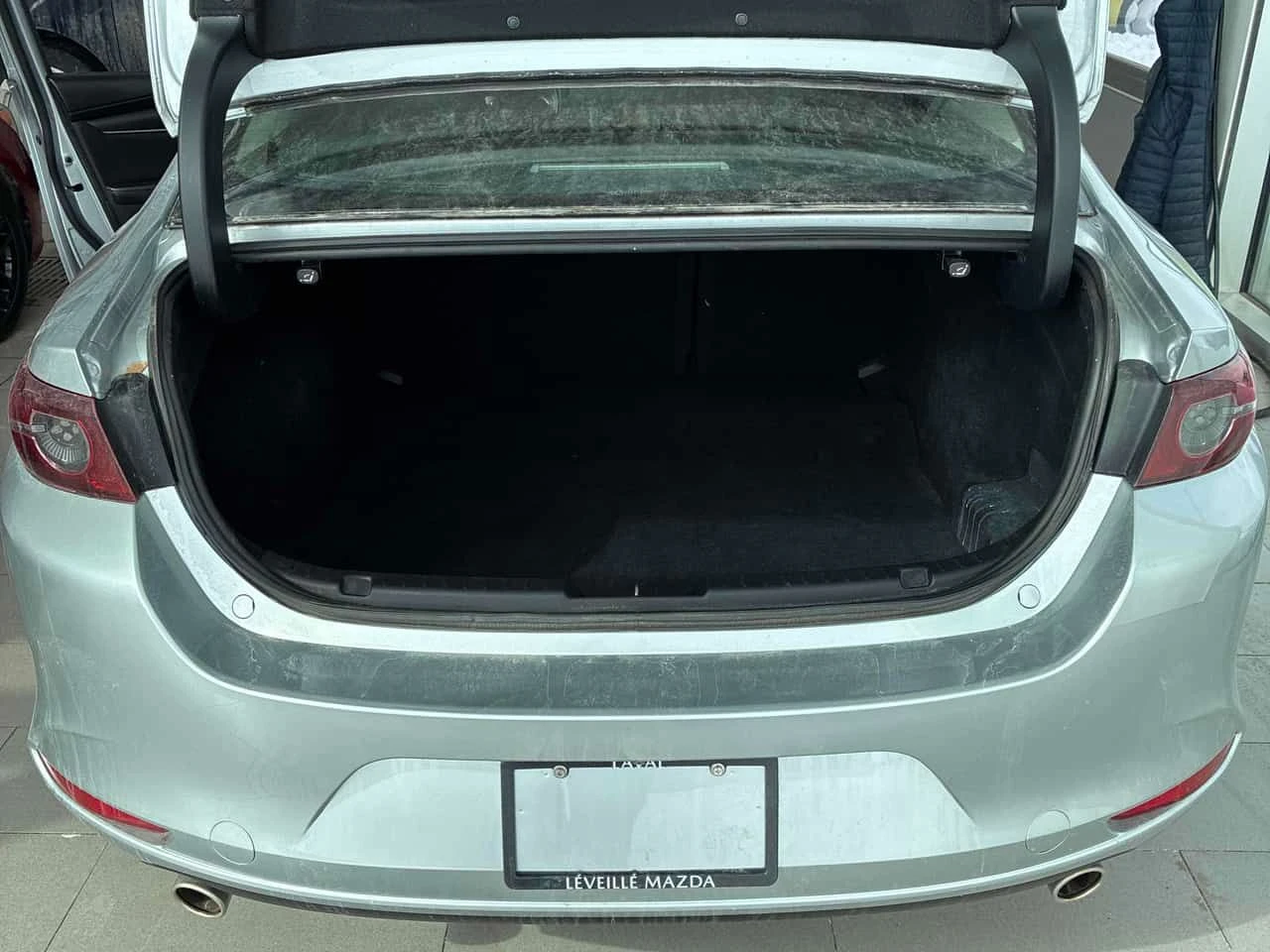 Mazda 3 * FWD * CARFAX * ���� �� �� | Mobile.bg � ����������� 17