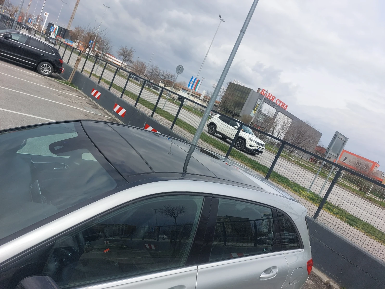 Mercedes-Benz B 250, снимка 8 - Автомобили и джипове - 53913324