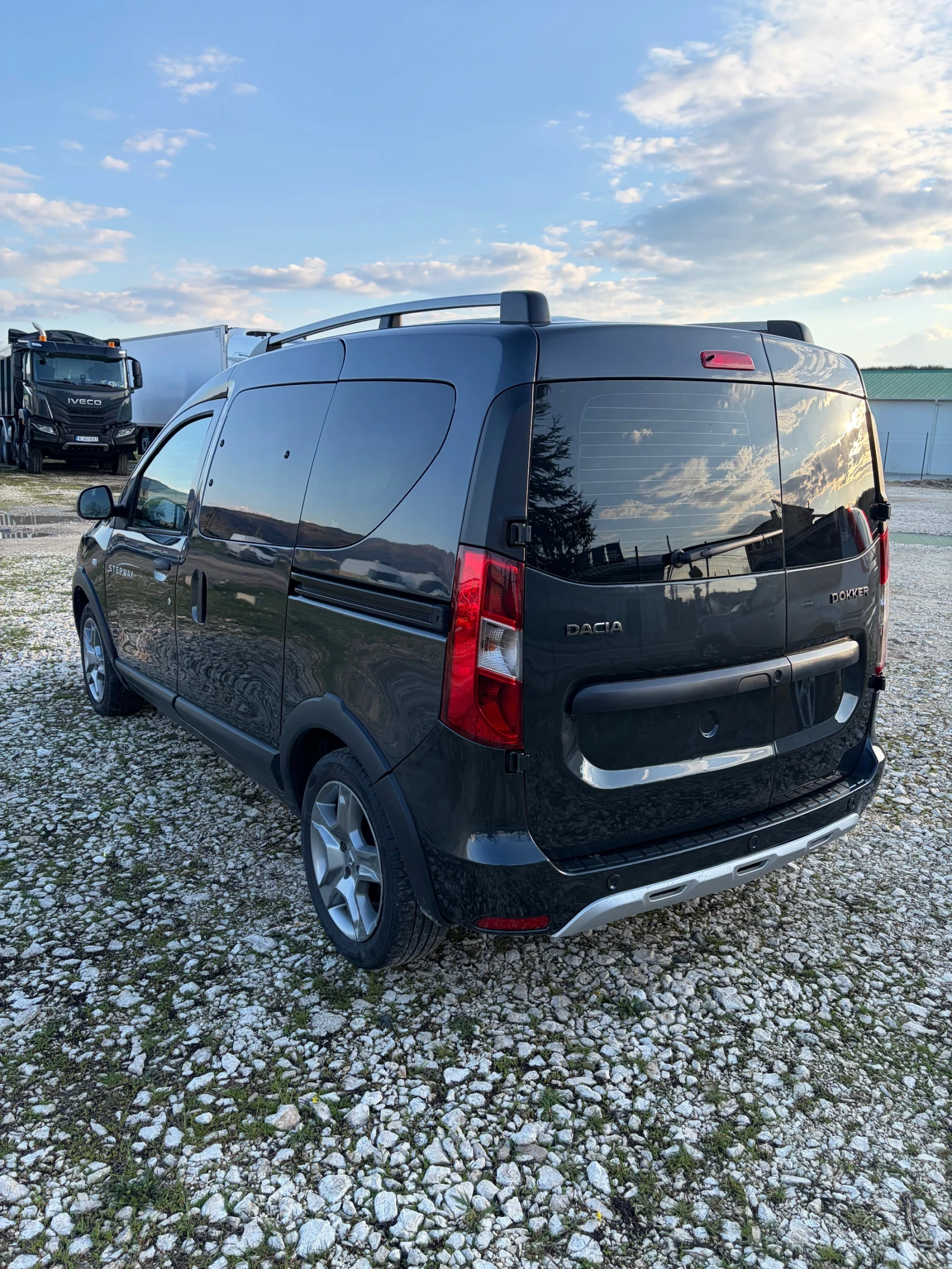 Dacia Dokker Stepway 1.5 dci, снимка 5 - Автомобили и джипове - 54114992