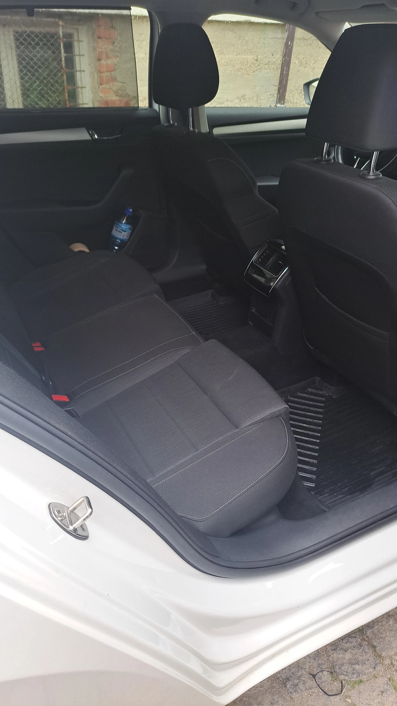 Skoda Superb, снимка 5 - Автомобили и джипове - 54124795