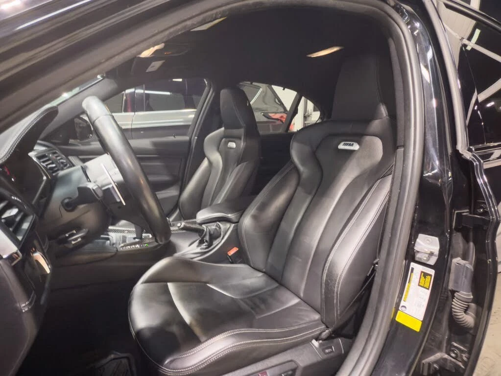 BMW M3 I * M-Package* * HeadUp* A���������* (���� �� ��) | Mobile.bg � ����������� 10