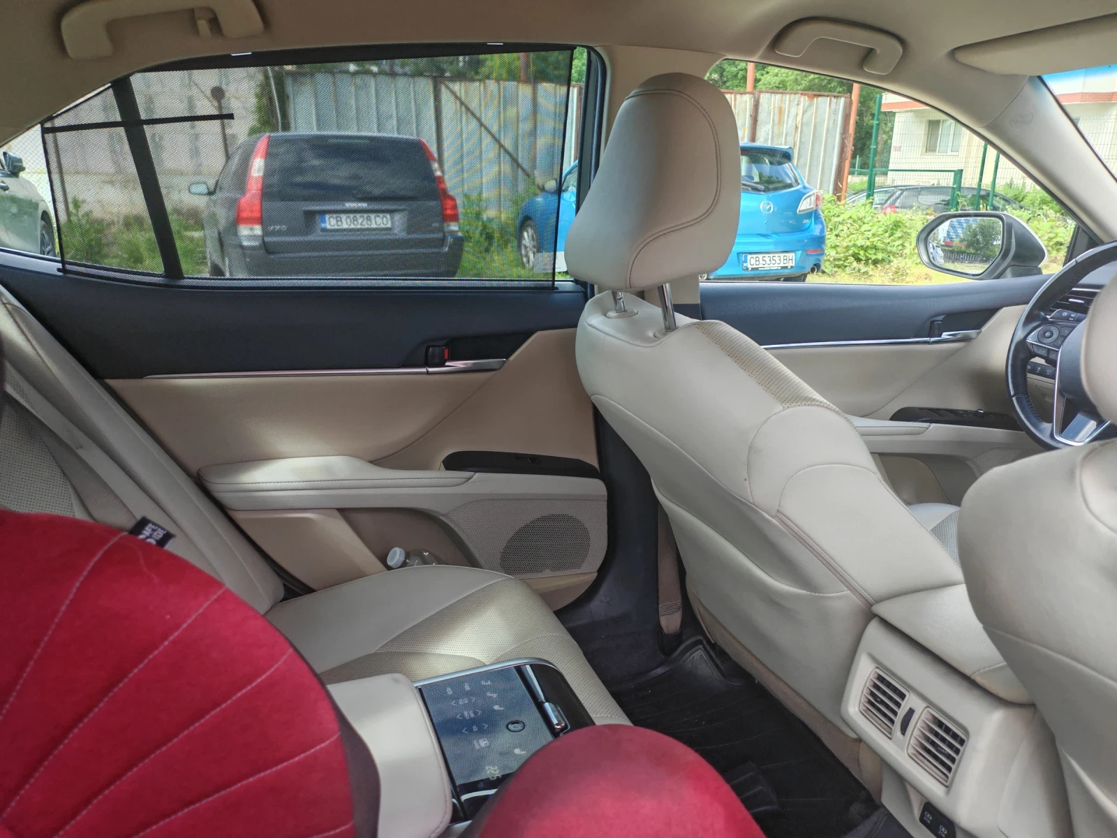Toyota Camry Luxury edition, снимка 10 - Автомобили и джипове - 54662015