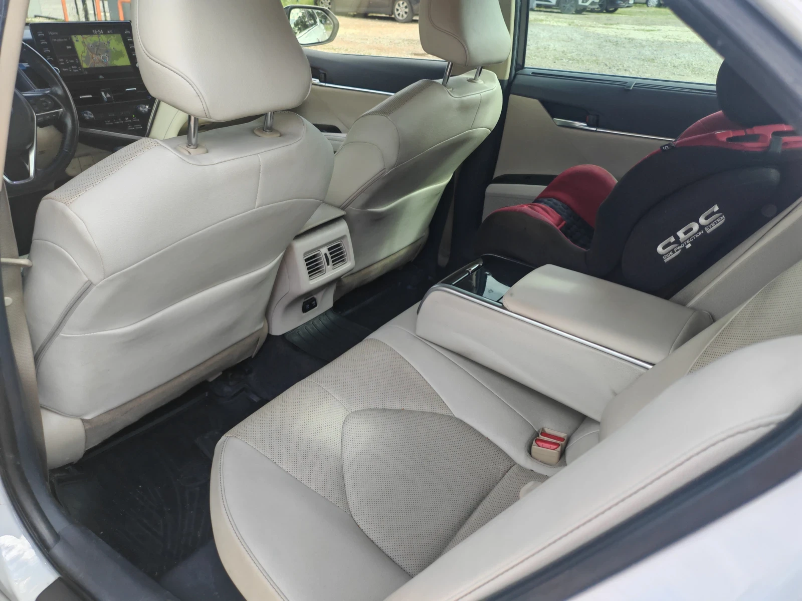 Toyota Camry Luxury edition, снимка 8 - Автомобили и джипове - 54662015