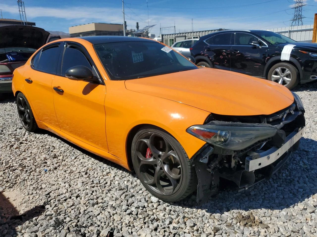 Alfa Romeo Giulia TI* RWD* ЛИЗИНГ, снимка 4 - Автомобили и джипове - 54711854