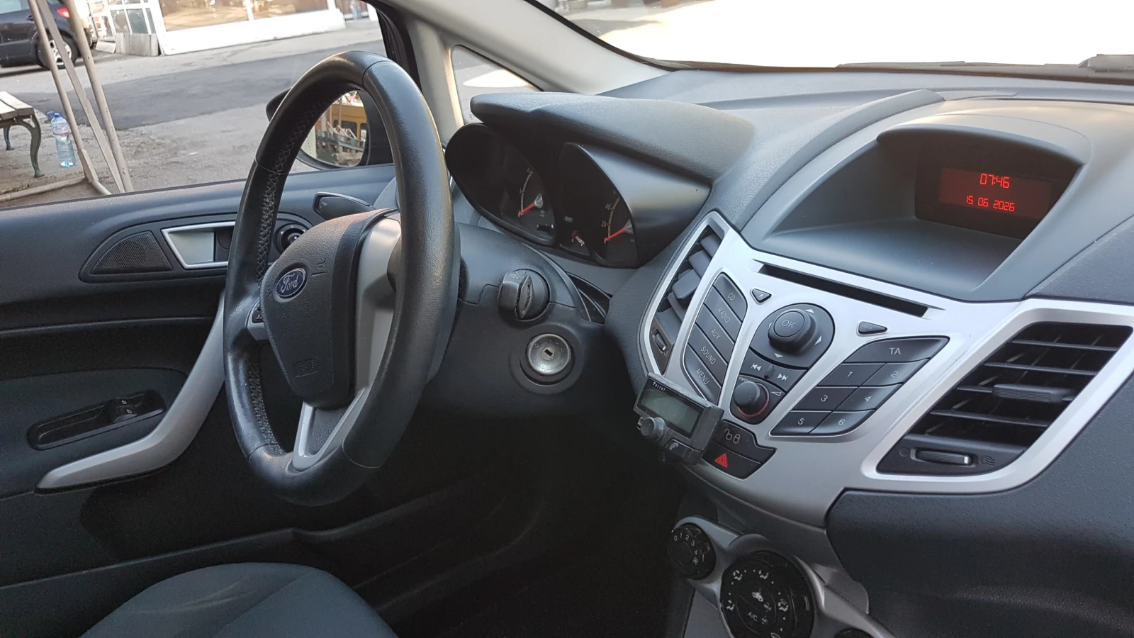Ford Fiesta 1.4I GAZ, снимка 14 - Автомобили и джипове - 54908948