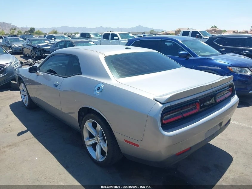 Dodge Challenger R/T 5.7 HEMI, снимка 4 - Автомобили и джипове - 54970868