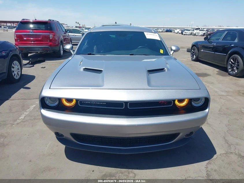 Dodge Challenger R/T 5.7 HEMI