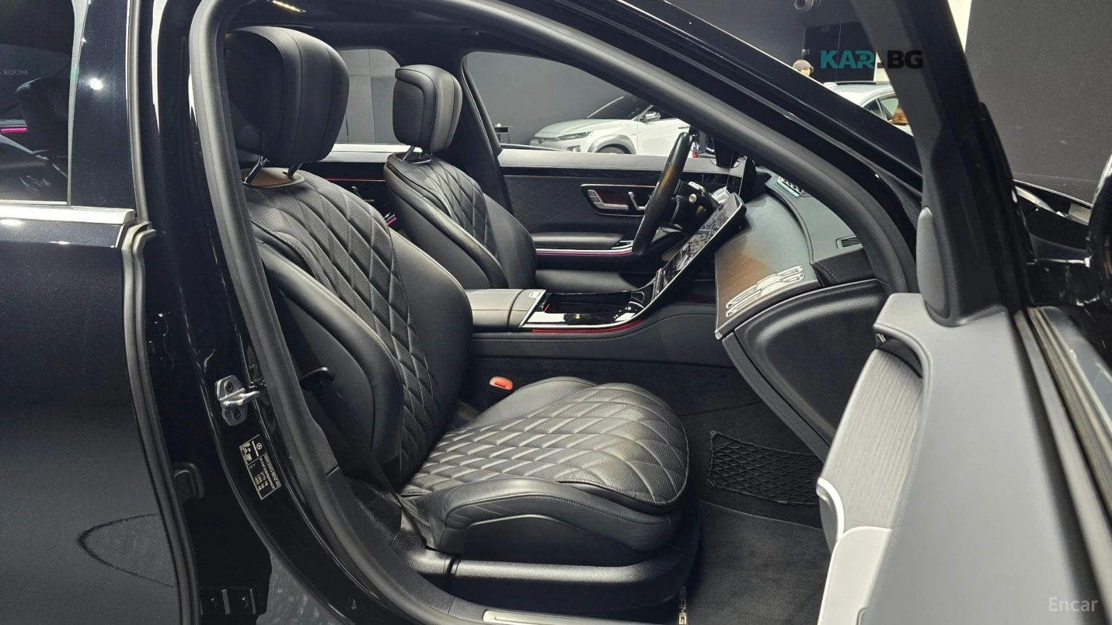 Mercedes-Benz S 400 DIESEL* 4MATIC* PANO* МАСАЖИ* 360* LANE ASS* HUD* , снимка 10 - Автомобили и джипове - 55077928