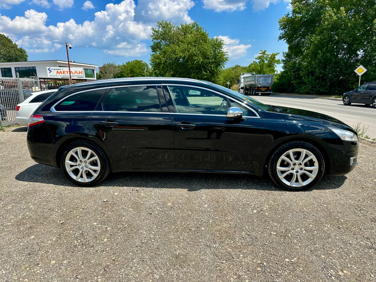 Peugeot 508 SW! 2.0hdi! Navigation! Led! Xenon! Keyless Go! , снимка 8 - Автомобили и джипове - 55289604