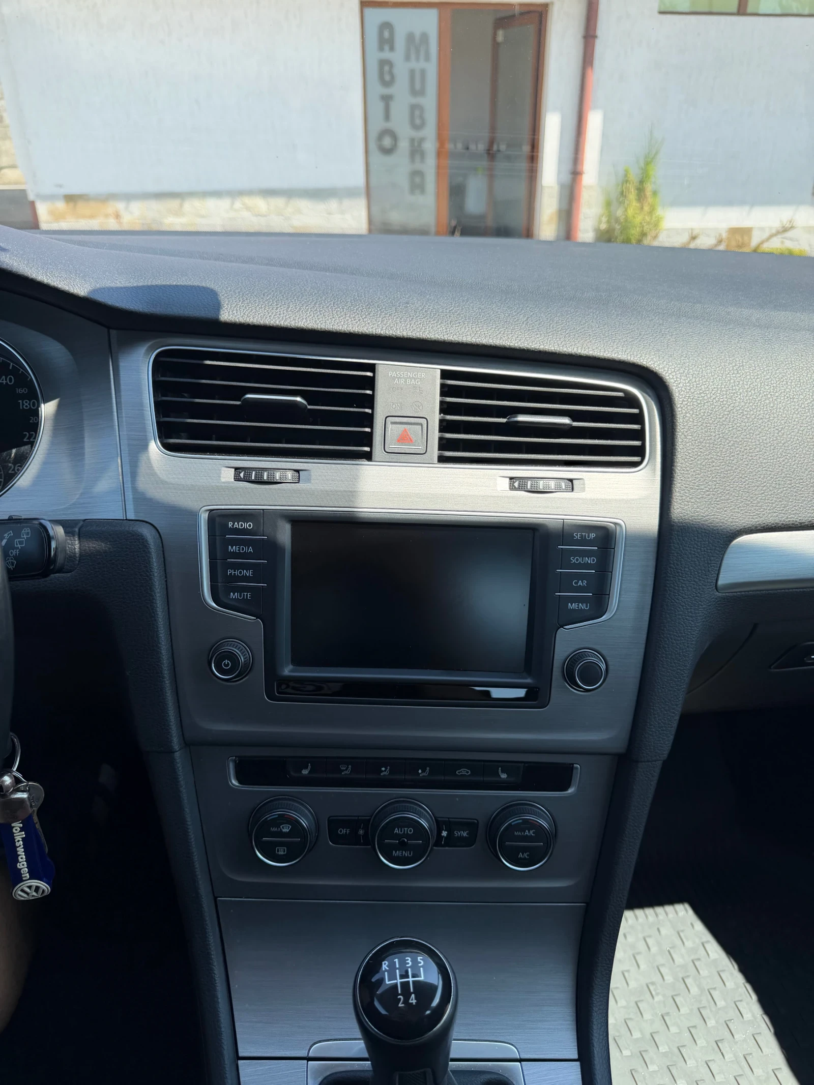 VW Golf 1.6, снимка 13 - Автомобили и джипове - 55528966