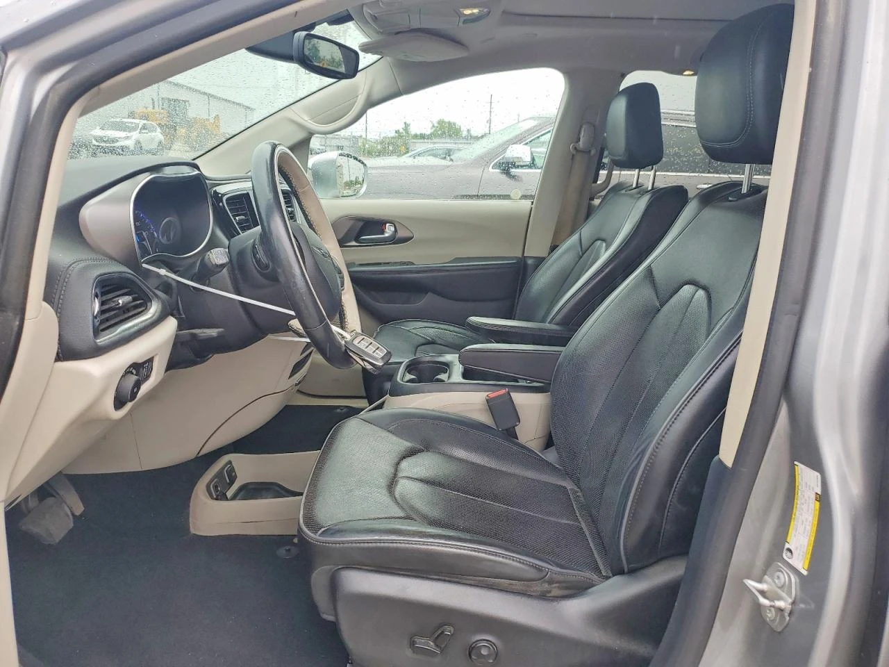 Chrysler Pacifica 3.6l Limited, снимка 7 - Автомобили и джипове - 56215034