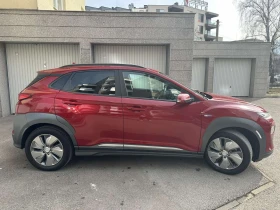 Hyundai Kona PREMIUM 64KWh FULL ASSIST/HEADUP/DISSTR/SOH98.6%, снимка 8