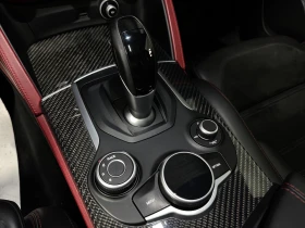 Alfa Romeo Stelvio Quadrifoglio 2.9 V6 4x4 / PANO / H&K / MEMORY - 54400 лв. / 27814.28 € - 66442001 12