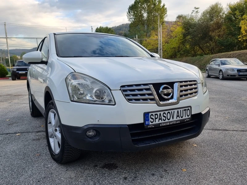 Nissan Qashqai 1.6 i Klimatron/Benzin, снимка 8 - Автомобили и джипове - 42643790