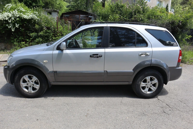 Kia Sorento, снимка 2 - Автомобили и джипове - 47191138