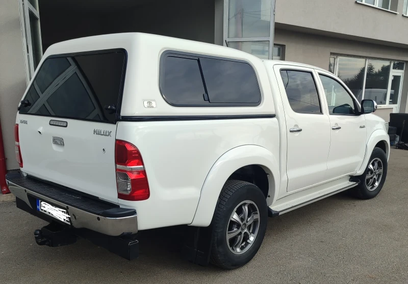 Toyota Hilux, снимка 6 - Автомобили и джипове - 48803435