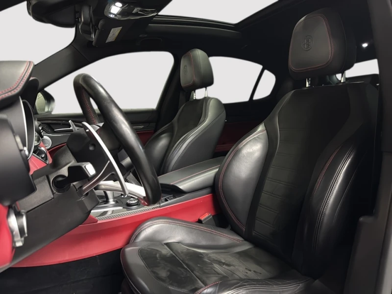 Alfa Romeo Stelvio Quadrifoglio 2.9 V6 4x4 / PANO / H&K / MEMORY, снимка 5 - Автомобили и джипове - 52749668
