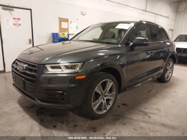 Audi Q5 FULL* Matrix* Distronic* Digital dash* Обдухване* , снимка 3 - Автомобили и джипове - 47565235