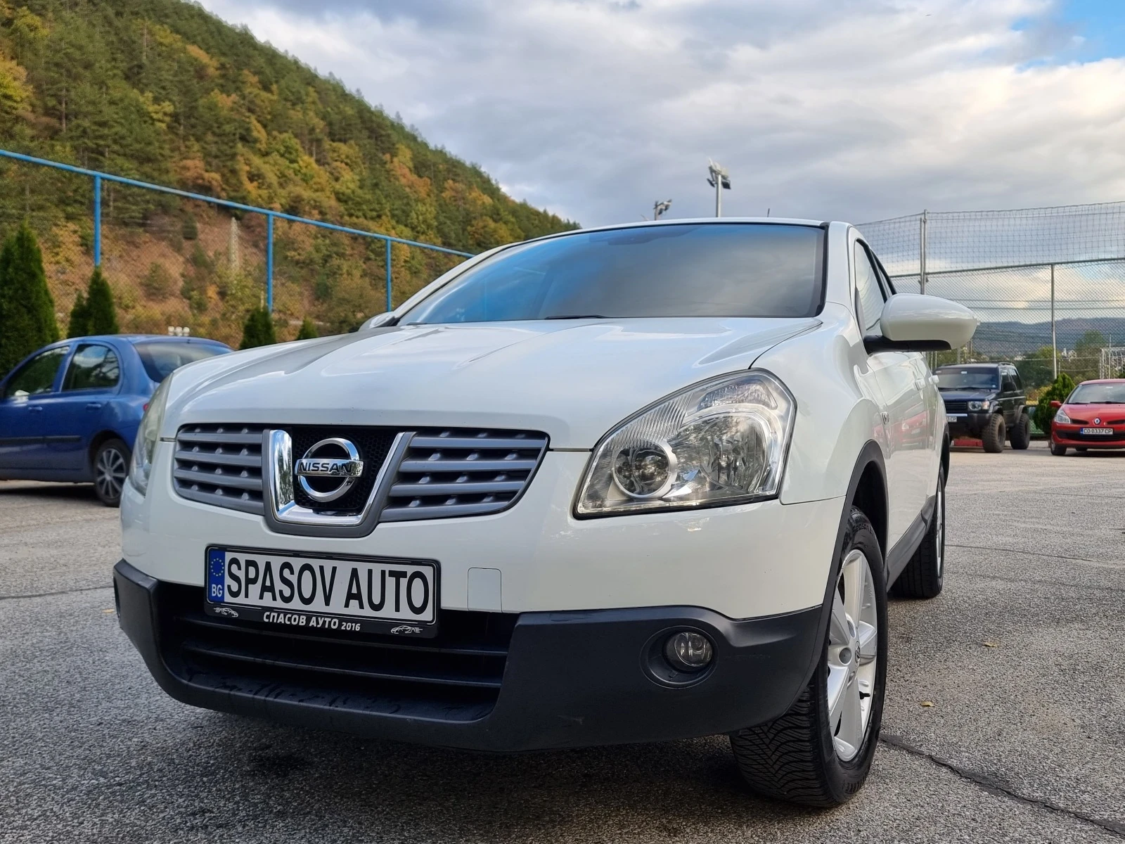 Nissan Qashqai 1.6 i Klimatron/Benzin - [1] 