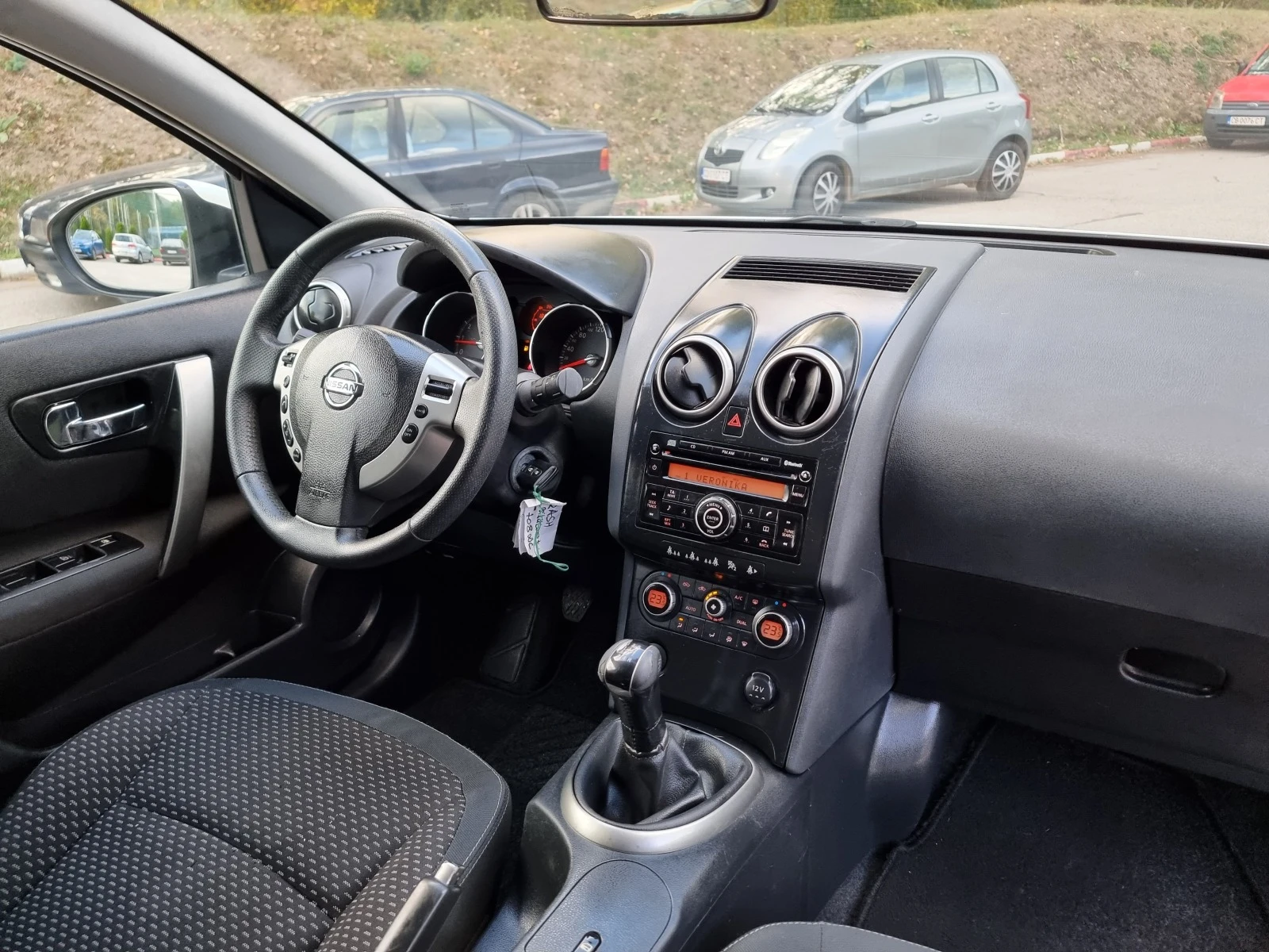 Nissan Qashqai 1.6 i Klimatron/Benzin - изображение 10