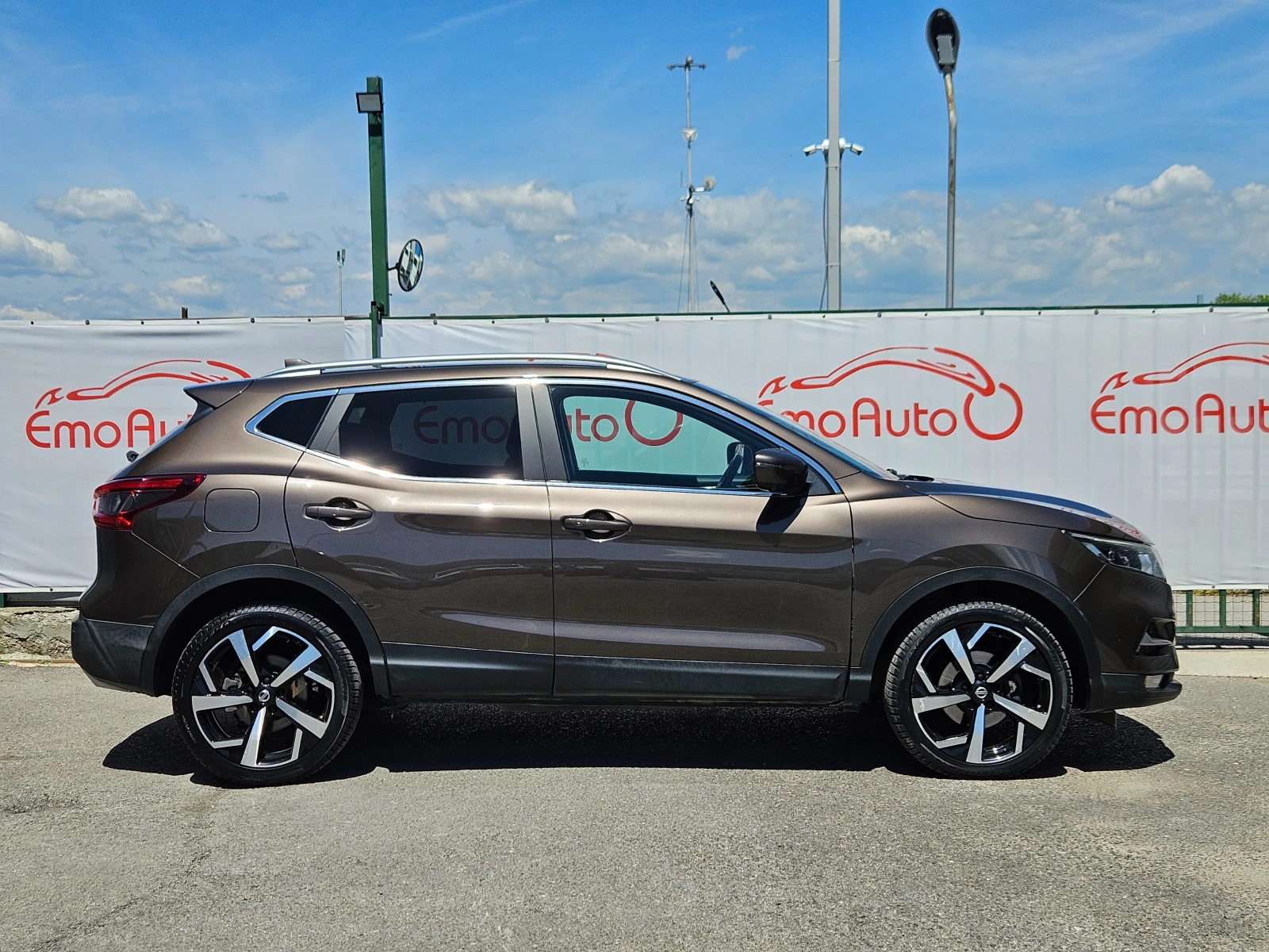 Nissan Qashqai 1.6D/TEKNA/KEYLESS/NAVI/360КАМЕРА/EURO 6B/ТОП - изображение 2