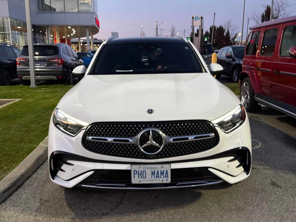 Mercedes-Benz GLC 300 * CARFAX * БЕЗ ПЪРВОНАЧАЛНА ВНОСКА - изображение 2