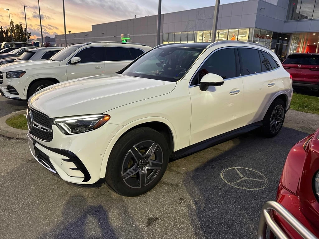 Mercedes-Benz GLC 300 * CARFAX * БЕЗ ПЪРВОНАЧАЛНА ВНОСКА - изображение 3