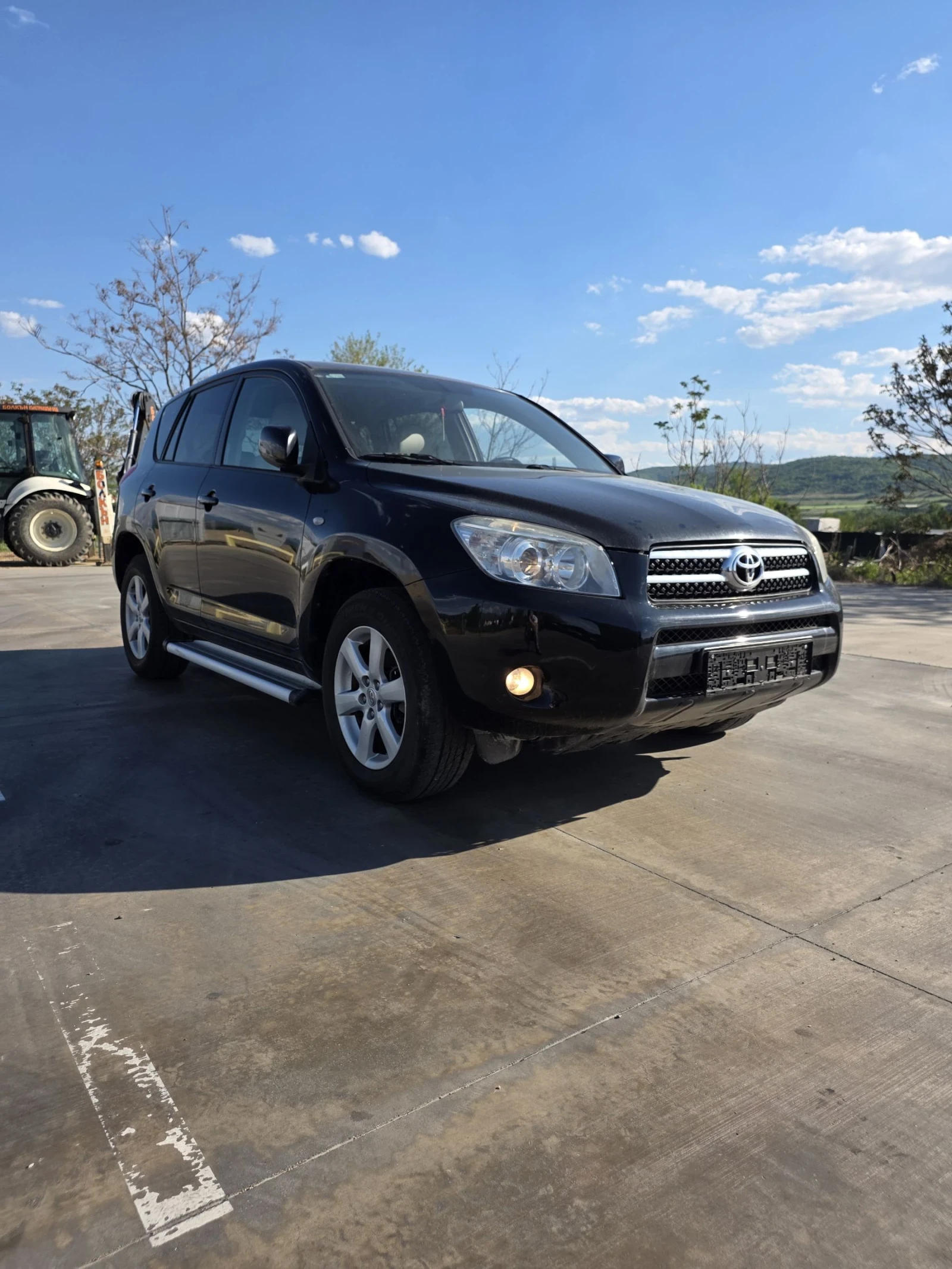 Toyota Rav4 D-4D, снимка 2 - Автомобили и джипове - 54435845