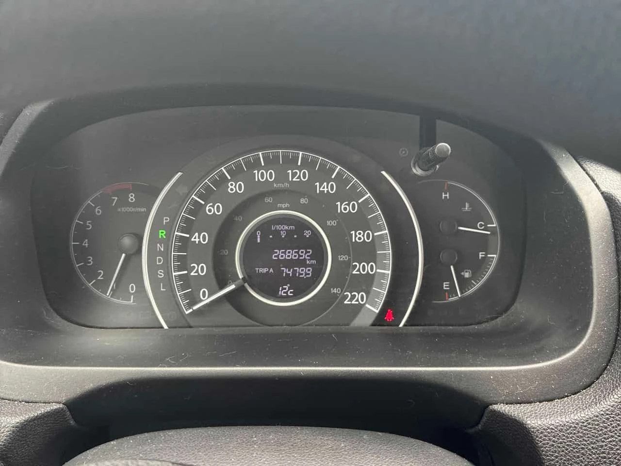 Honda Cr-v * SE * БОНУС ЛЕТИ ДЖАНТИ С ГУМИ* , снимка 8 - Автомобили и джипове - 54477679
