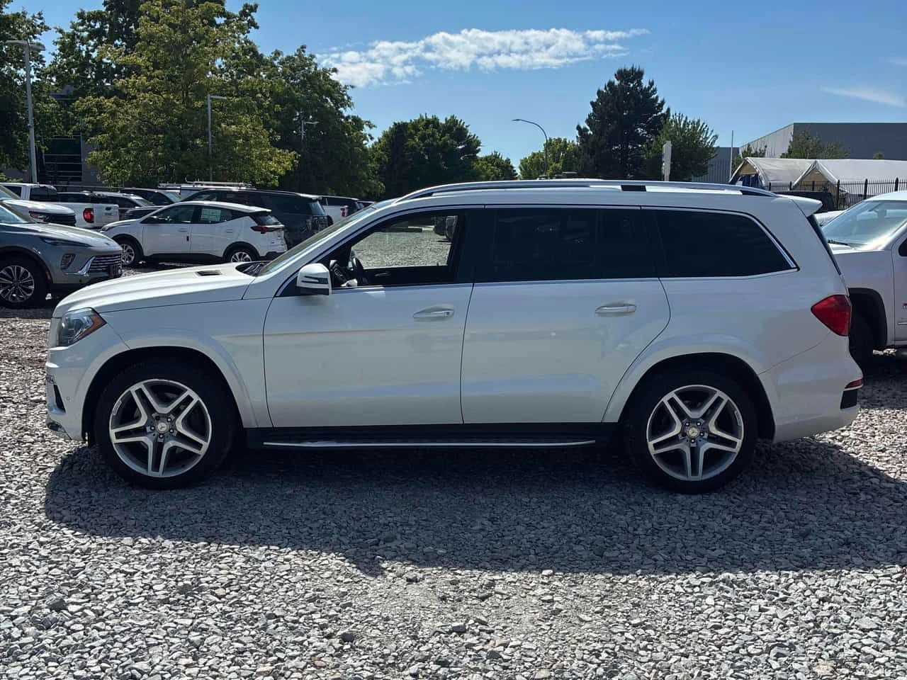 Mercedes-Benz GL 350 4MATIC * ДИСТРОНИК* 360 КАМЕРА* ПАНОРАМА* AMG PACK, снимка 3 - Автомобили и джипове - 54640271