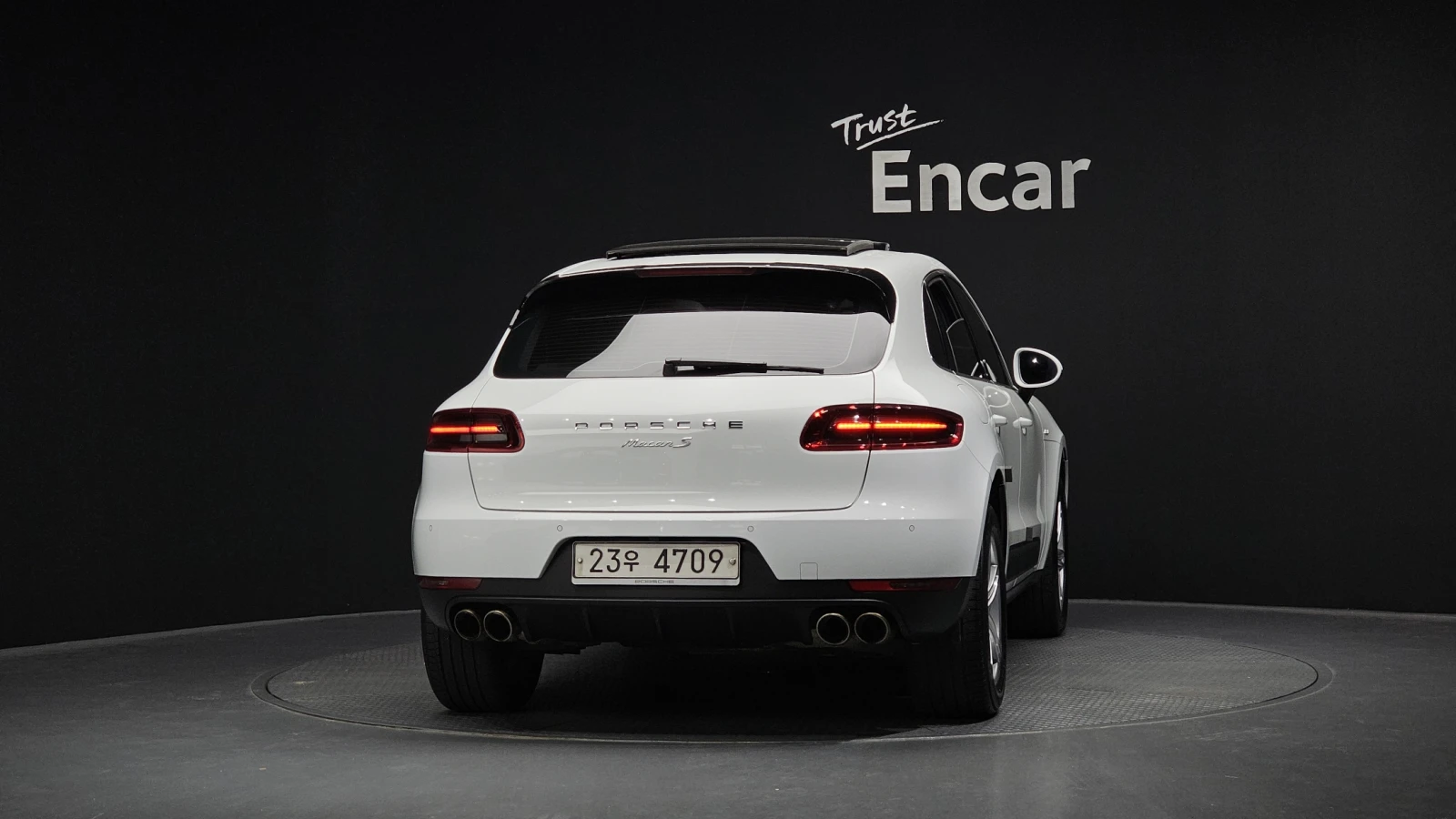 Porsche Macan S Diesel* ЕЛ. БАГАЖНИК* ЛЮК* КРАЙНА ЦЕНА, снимка 4 - Автомобили и джипове - 55243563