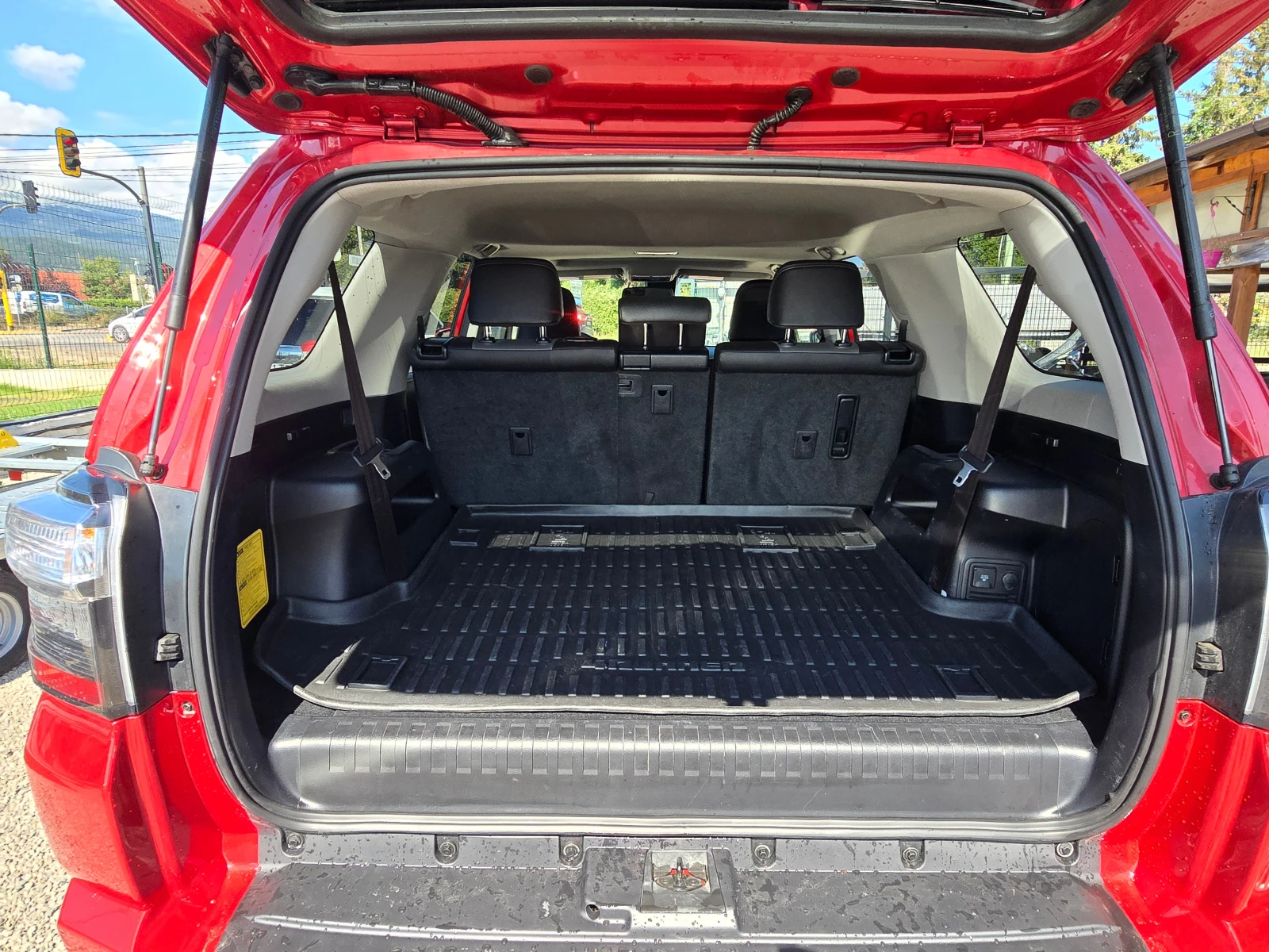 Toyota 4runner 4.0i/4x4/Автоматик/Лизинг, снимка 14 - Автомобили и джипове - 55412835