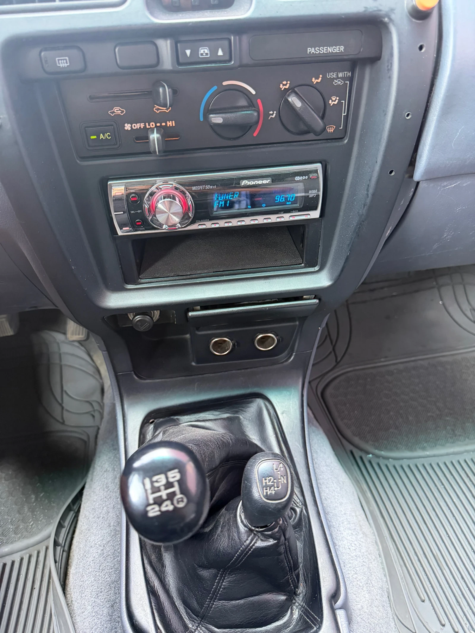 Toyota 4runner 3.0D/125коня/КЛИМАТИК/Регистриран/УНИКАТ, снимка 14 - Автомобили и джипове - 55853839